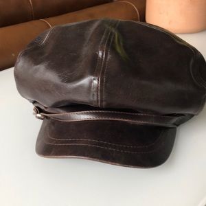 **OFFERS WELCOME**Nine West Newsgirl Cabbie Hat